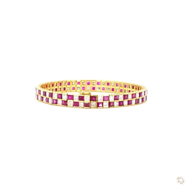 Early 21st Century 7.1 Carat Princess Cut Diamond Ruby Gold Bracelet For Sale - Image 5 of 9
