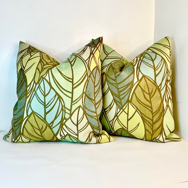 Vintage Coastal Chic Silk-Rayon Tobacco Leaf Feather Down Filled Pillows - A Pair For Sale - Image 4 of 6