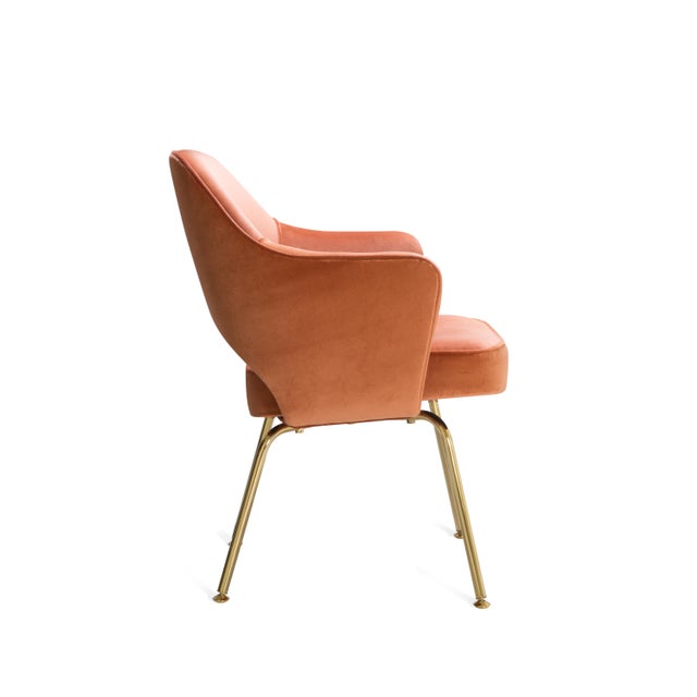 Knoll Saarinen Executive Arm Chair in Rust Velvet, Gold Edition For Sale - Image 4 of 8