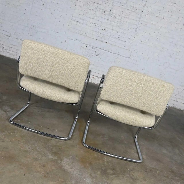 Late 20th Century Vintage Modern Chrome Cantilever Chairs Oatmeal Hopsacking by Steelcase Model 421 482 a Pair For Sale - Image 5 of 13