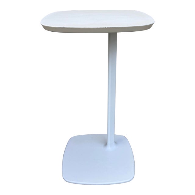 Allermuir "Host" Hlt1 Side Table by Simon Pengelly, White Aluminum For Sale