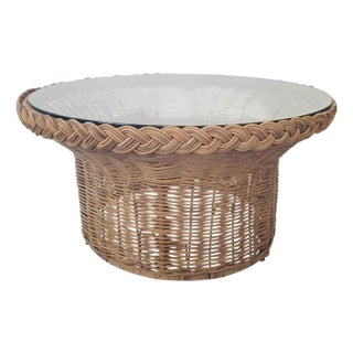 Natural Wicker /Rattan Coastal Style Round Cocktail Table With Glass Top For Sale