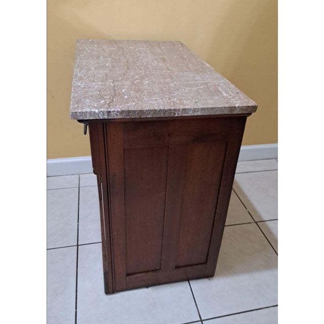 Late 19th Century Antique Eastlake Victorian Burl Walnut Taupe Marble Top Washstand C1890s For Sale - Image 5 of 12