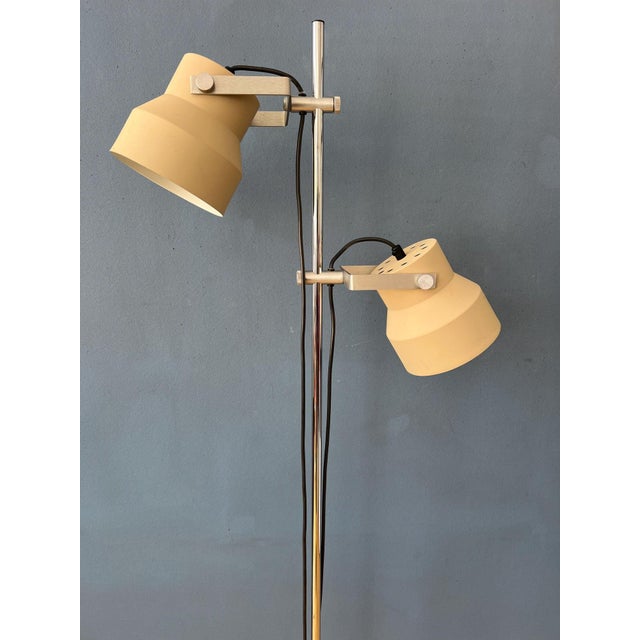 Metal Mid-Century Space Age Floor Lamp in Beige from Dijkstra For Sale - Image 7 of 11
