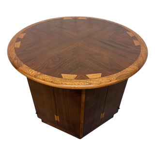 Mid-Century Modern Lane Acclaim Round Walnut Side Table - Refinished For Sale