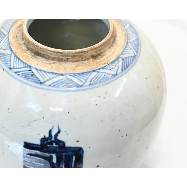 Ceramic Blue and White Porcelain Lidded Urns, Set of 2 For Sale - Image 7 of 9