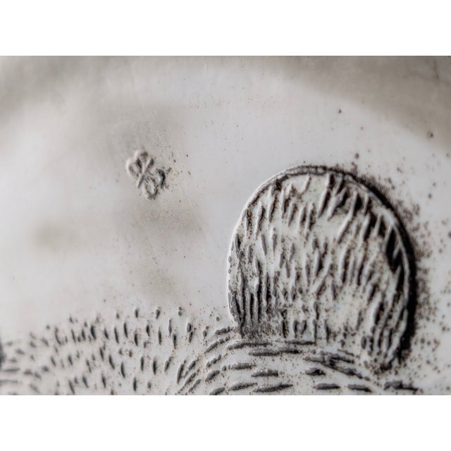 Ceramic Plate by Oiva Toikka for Nuutajärvi, 1983 For Sale - Image 9 of 11