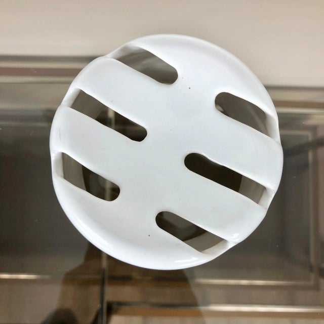 White White Ceramic Ashtray Liisi by Liisi Beckmann for Gabbianelli, Italy, 1970s For Sale - Image 8 of 10