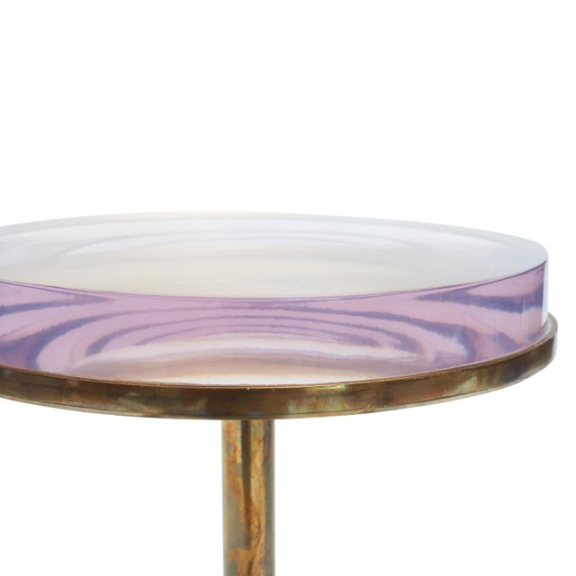 Metal Kryptonite Side Table (Tortoise Brass & Magnifying Resin) For Sale - Image 7 of 12