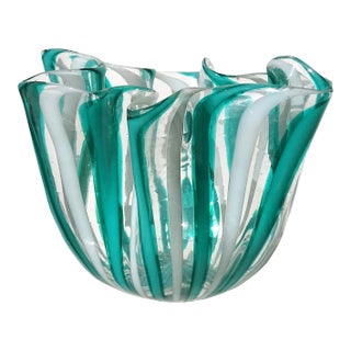 Venini Murano Bianconi Vintage Teal Green White Filigrana Ribbons Italian Art Glass Decorative Fazzoletto Vase For Sale