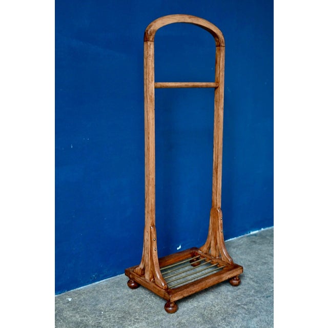 Vintage Wood and Gilt Brass Valet Stand with Turned Legs, 1930s For Sale - Image 4 of 14