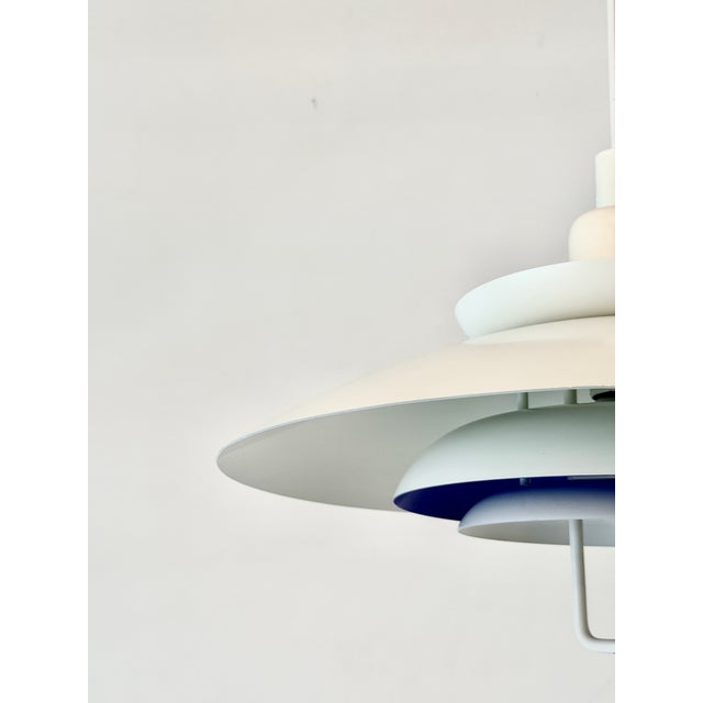 Metal Large Vintage Danish Form-Light Pendant Lamp in White and Cobalt Blue, Denmark, 1970s For Sale - Image 7 of 18
