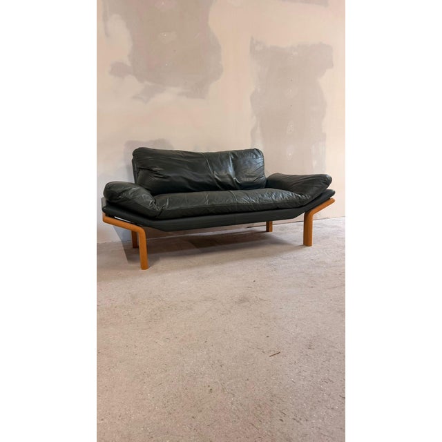 Komfort Danish Two-Seater Sofa in Teak and Dark Green Leather from Komfort, 1970s For Sale - Image 4 of 17