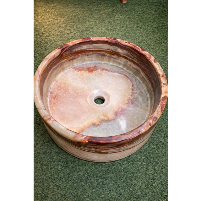 Luxury Onyx Vessel Sink – Premium Handcrafted Natural Stone Bathroom Basin For Sale In New York - Image 6 of 7