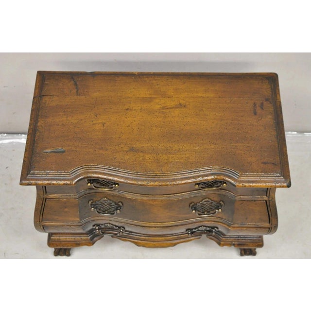Vintage Small Salesman Sample Chippendale Georgian Style 3 Drawer Bombe Commode For Sale In Philadelphia - Image 6 of 12
