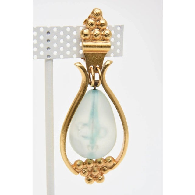 Modern Vintage Gold Plated and Blue Turquoise Resin Drop Dangle Clip on Earrings 80's Pair Of For Sale - Image 3 of 7