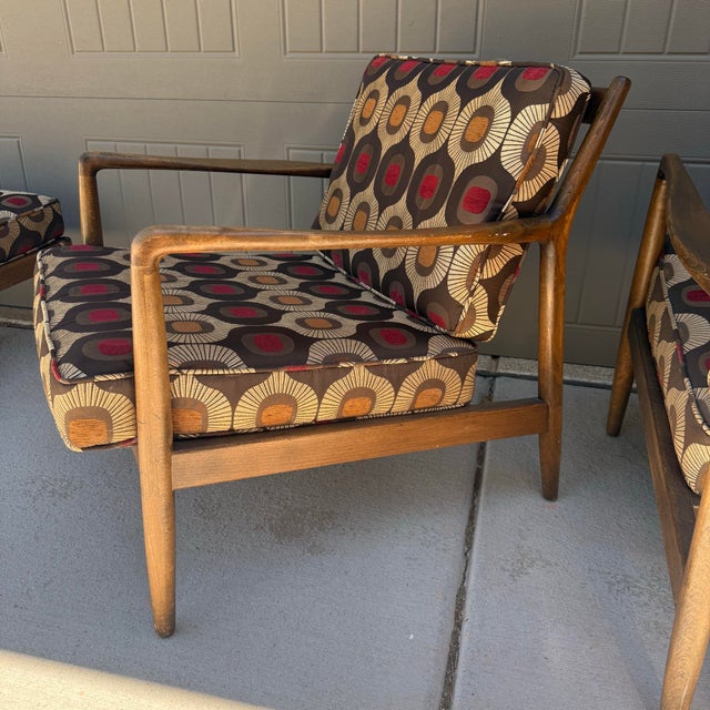 DUX Pair of Dux Lounge Chairs With Ottoman For Sale - Image 4 of 9