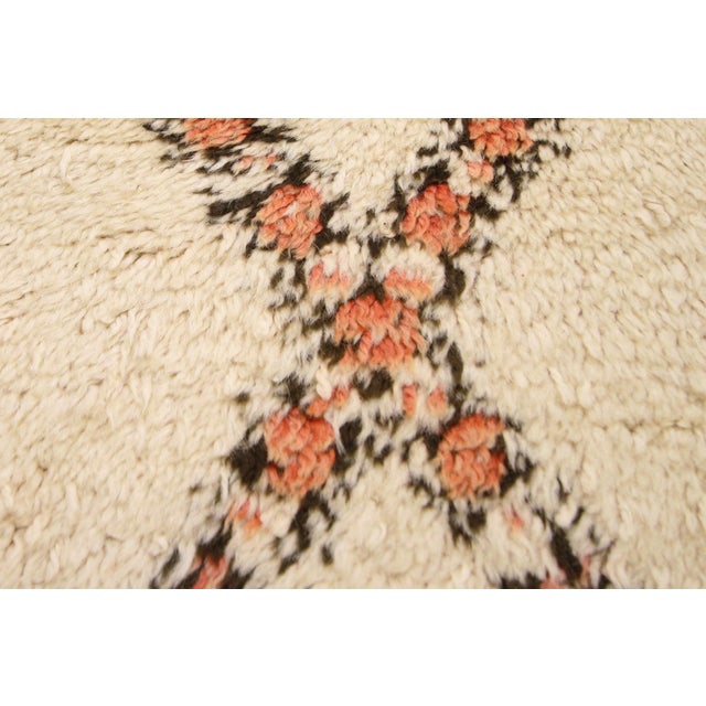 Vintage Beni Ourain Moroccan Rug - 07’01 X 13’01 For Sale In Dallas - Image 6 of 7