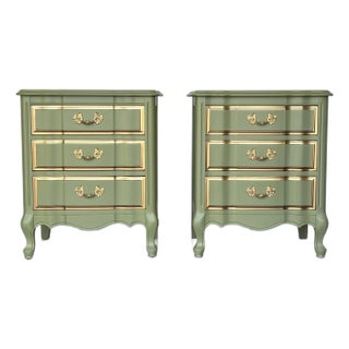 Pair of Vintage French Provincial Green Nightstands For Sale