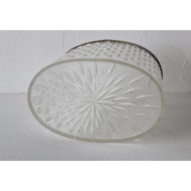1960s Mid-Century Modern Vintage Textured Oval Lucite Acrylic Waste Basket Brass Beaded Rim For Sale - Image 5 of 16