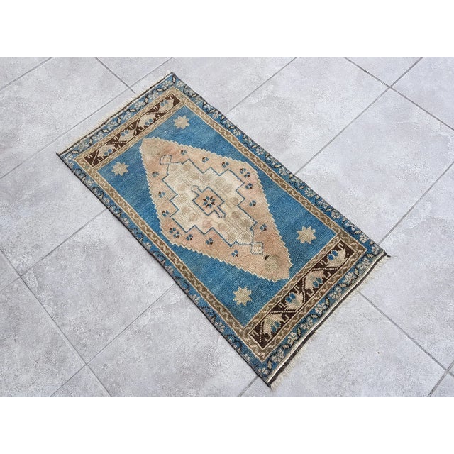 1950s Small Oushak Rug For Sale - Image 10 of 10
