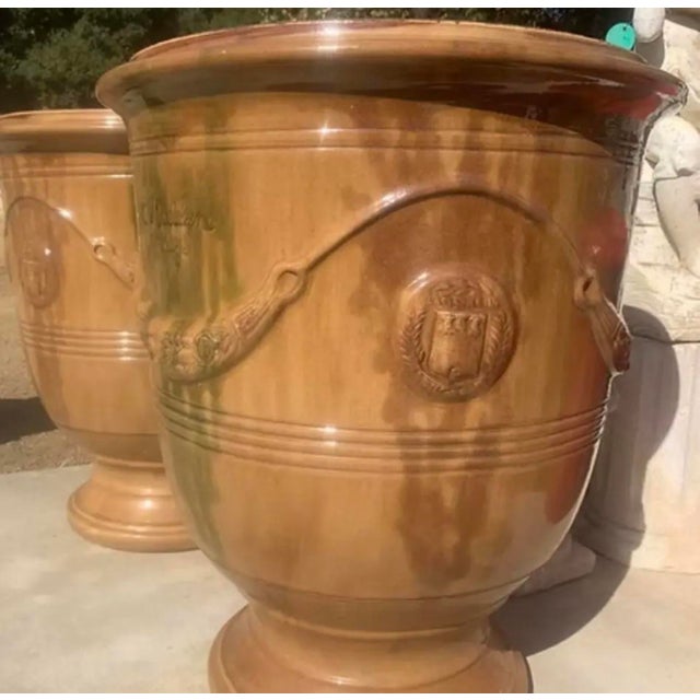 The French Anduze pottery dates back to the early 1700's and originated in the Cevennes region of France. Inspiration in...