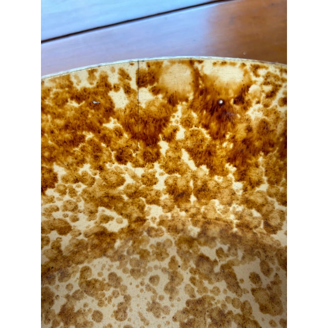 Farmhouse Bennington Splatter-Pattern Large Bowl From the 1930s For Sale - Image 3 of 4