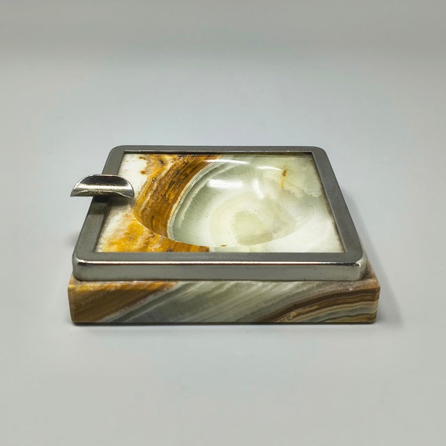 Mid-Century Modern Italian Onyx Smoking Set with Table Lighter & Ashtray, 1960s, Set of 2 For Sale - Image 9 of 10