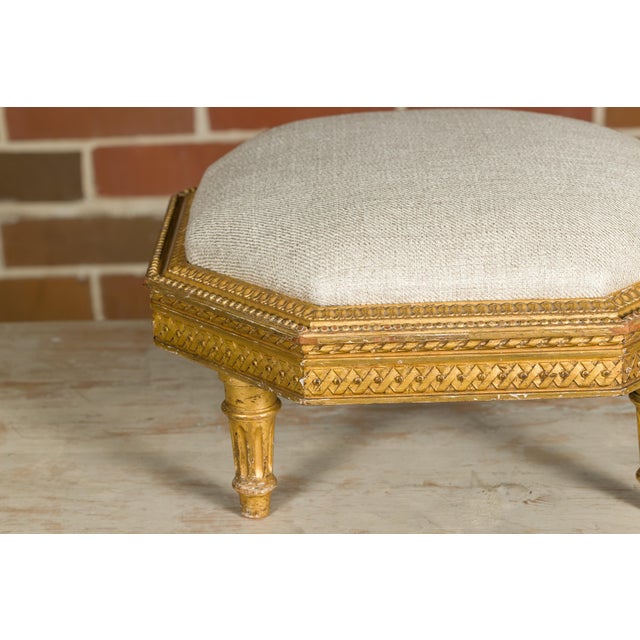 French French Neoclassical 19th Century Carved Giltwood Footstool with Linen Upholstery For Sale - Image 3 of 12