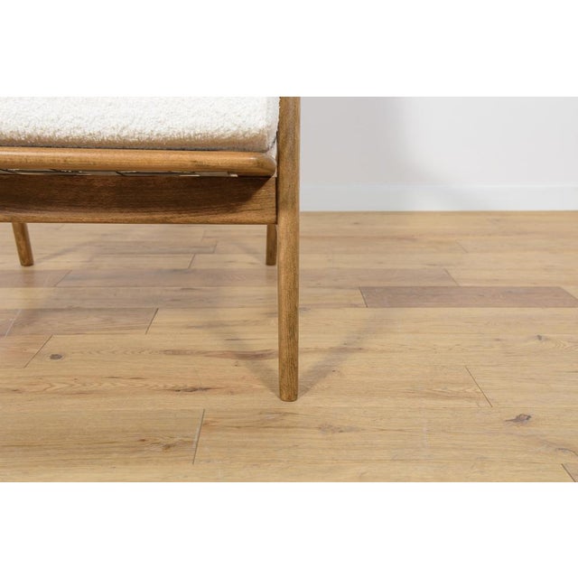 Mid-Century Model 300-139 Armchair from Swarzędz Factory, 1960s For Sale - Image 14 of 15