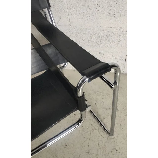 Wassily Chair in Steel and Leather by Marcel Breuer for Gavina, 1960s For Sale - Image 12 of 16
