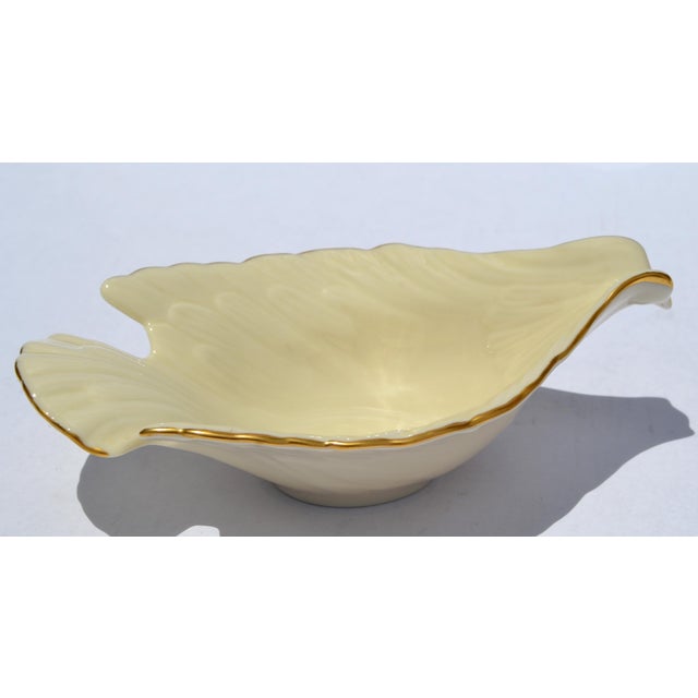 Figurative 1980s Lenox Dove Collection Open Candy Dish Fine Bone Ceramic Porcelain Gold Trim For Sale - Image 3 of 13