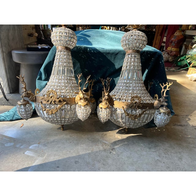 Up for consideration is a beautiful vintage gold deer head chandelier. This would look lovely in your home and it is a...