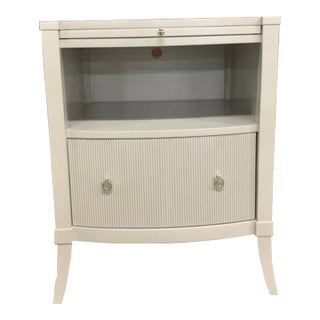 Caracole Fluted Nightstand in Gray Painted Wood With Integrated Tray & Bottom Drawer For Sale