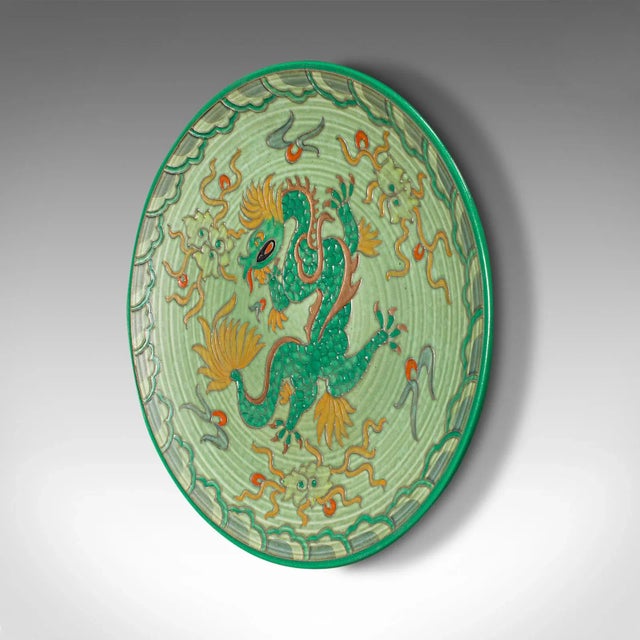 English Vintage 1940s English Ceramic Decorative Fruit Dish Hanging Charger Plate For Sale - Image 3 of 11