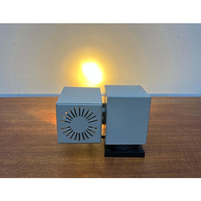 Mid-Century Modern German Space Age Minimalist 6015 Cube Wall Table Lamp from Kaiser, 1960s For Sale - Image 6 of 18