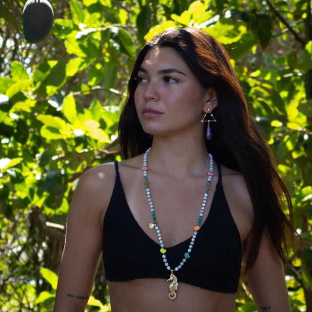 Asian Summer Magic Seahorse & Shell Beaded Necklace For Sale - Image 3 of 11