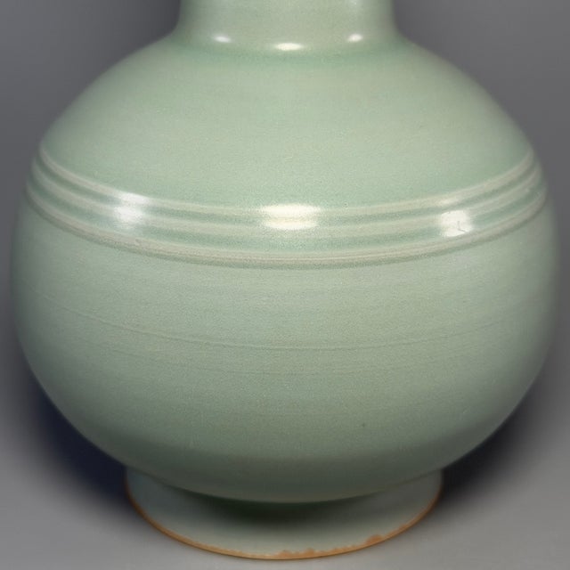Ancient Chinese Longquan Celadon Ribbon Neck Vase | One of a Kind For Sale - Image 4 of 7