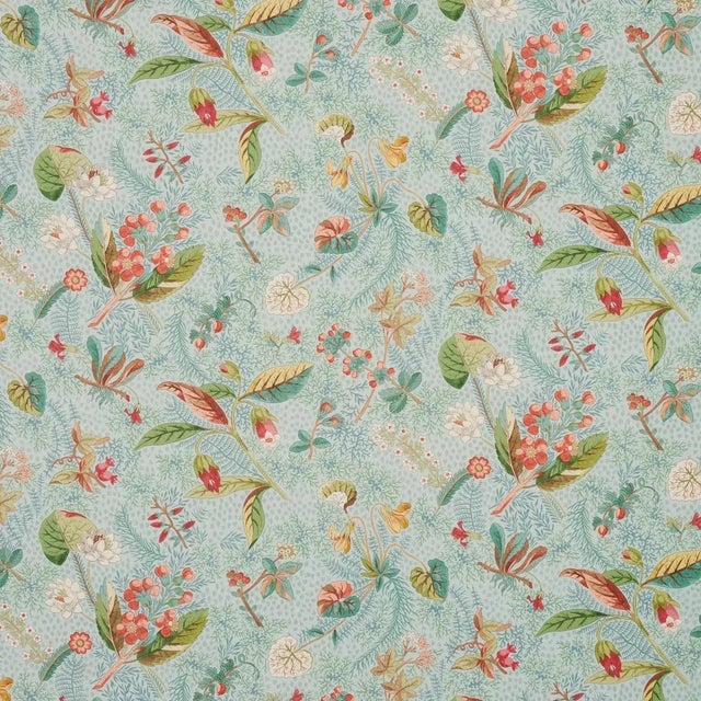 Schumacher Blackwell Linen Fabric in Sky For Sale