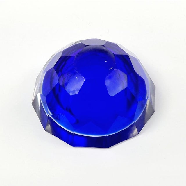 Large Sommerso Diamond Faceted Geode Murano Glass Bowl by Mandruzzato, Italy, 1970s For Sale - Image 9 of 11