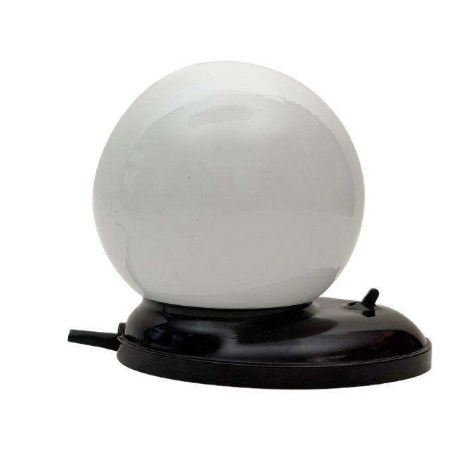 Streamlined Styled Art Deco Table Lamp from Bakelite, 1920s For Sale