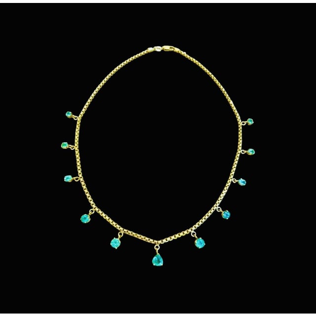 Metal Emerald Fringe Necklace, 14k Gold For Sale - Image 7 of 14
