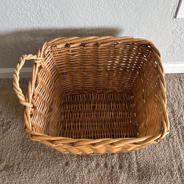 French Country Large Woven Willow Country Basket With Handle For Sale - Image 3 of 5