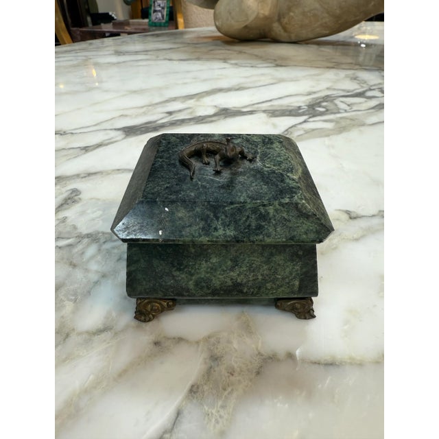 Modern 1960s Green Marble Box With Bronze Accents and Animal Finial For Sale - Image 3 of 7