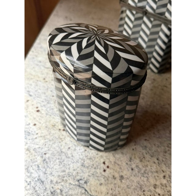 Vintage Art Deco Ceramic Boxes in Bold Herringbone Geometry, 1920, Set of 2 For Sale - Image 18 of 18