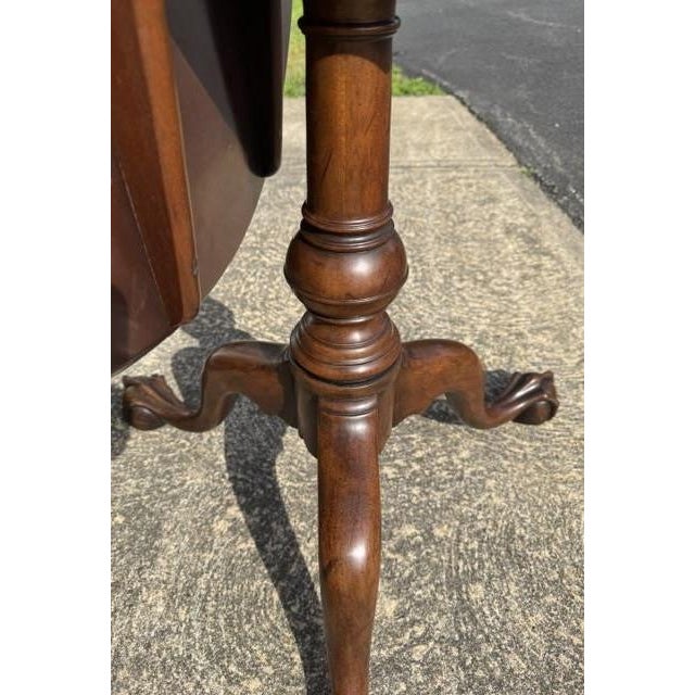 Wood Vintage Kittinger Colonial Williamsburg Cw 70 Mahogany Chippendale Style Birdcage Tilt Table For Sale - Image 7 of 10