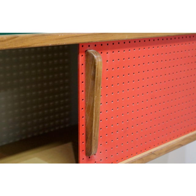 Wall Hanging Bookcase by Charlotte Perriand, 1960 For Sale - Image 13 of 15