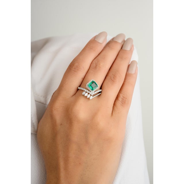 Aristocrat Creative Design Emerald & Diamond Ring in 18k White Gold Size 5.5 For Sale In New York - Image 6 of 12