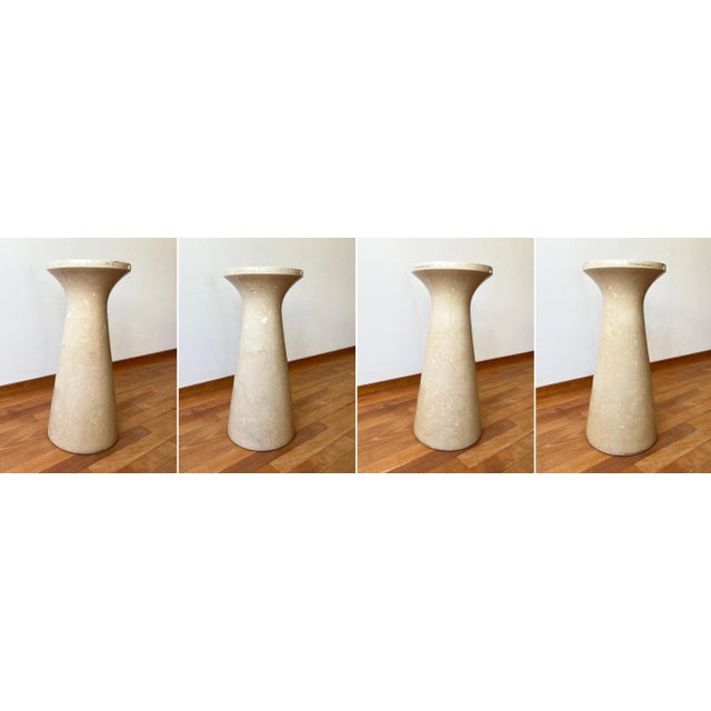 Postmodern Cream Off White Marble Dining Table with Pedestal Base from Angelo Mangiarotti, 1970s For Sale - Image 11 of 13