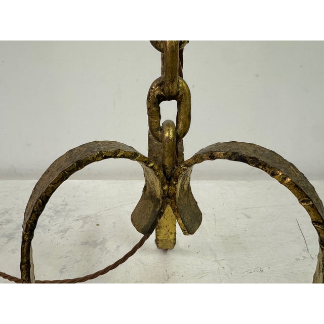 Gilt Metal Chain Link Floor Lamp in the style of Franz West, 1970s For Sale - Image 4 of 13
